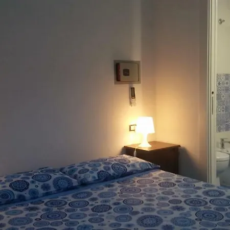 Sea House Kamaraton Apartment